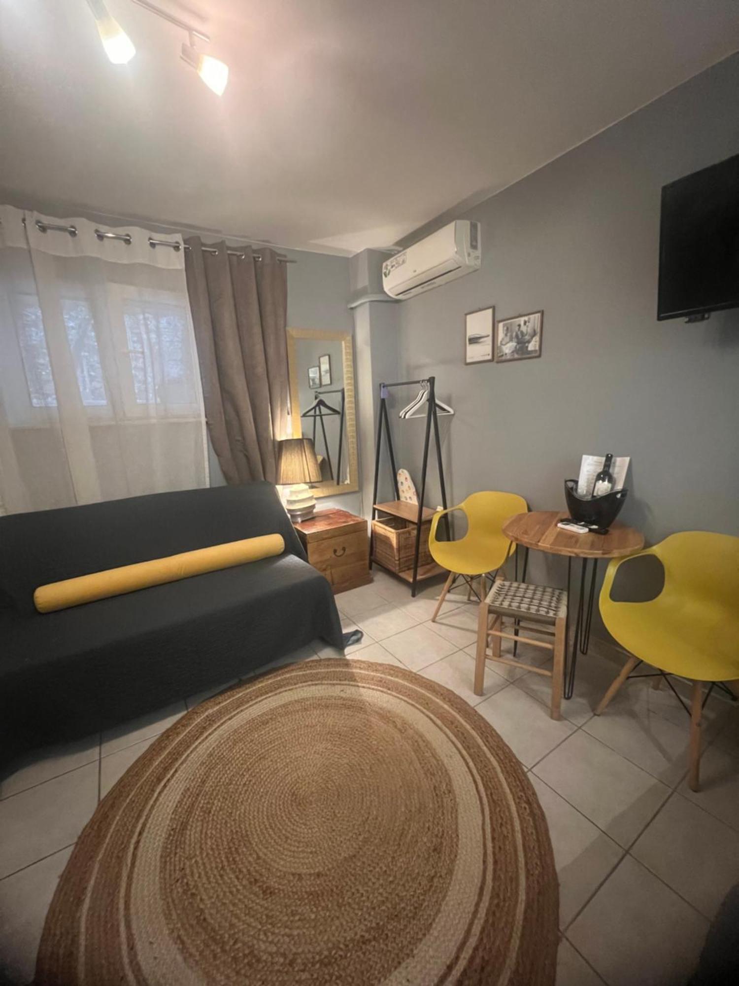 Lamda Vintage Appartment Athén Kültér fotó